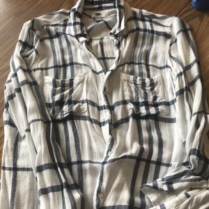 Old navy long sleeve shirt.